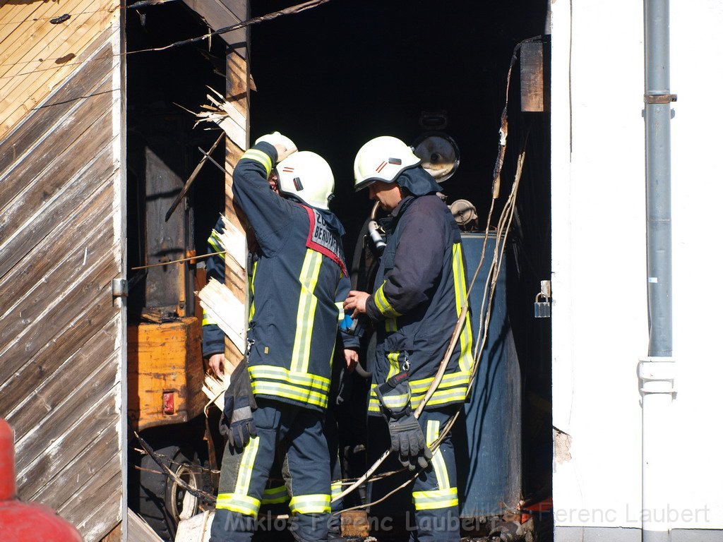 Feuer Koeln Muelheim Ackerstr P078.JPG